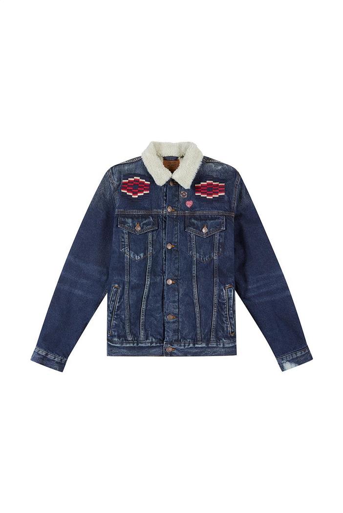 veste deus ex machina